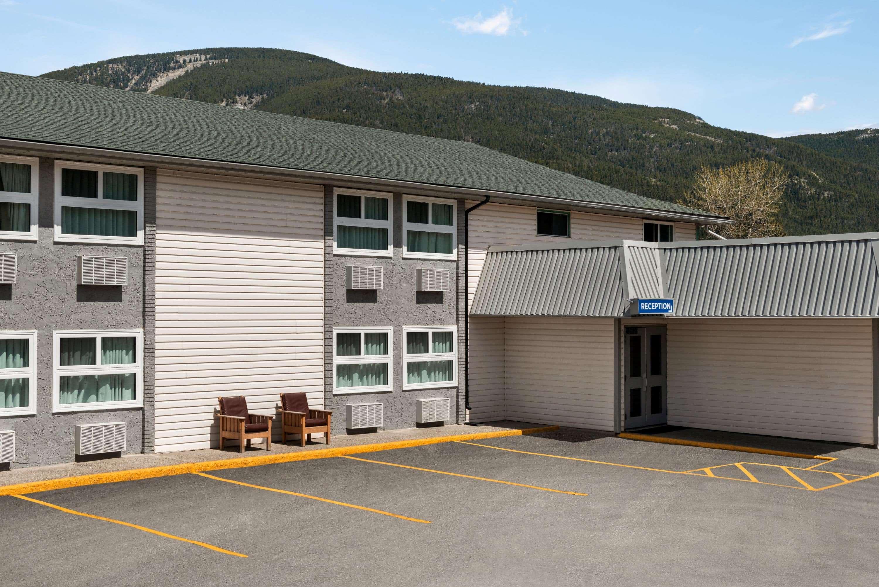 Travelodge By Wyndham Blairmore Dış mekan fotoğraf